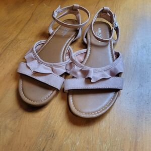 Arizona Jeans Co blush pink ruffle sandles